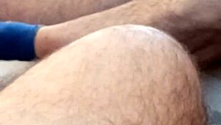 mature lady gives nice mamada