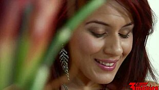 Liv Aguilera shows off her natural beauty