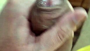 Big dick cumming in exotic bisexual session