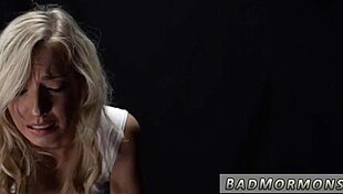 blonde teen 18+ with short hair gets hardcore sex from playmates rey