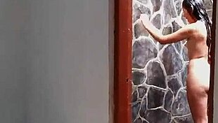 Watching my girlfriend shower in summer