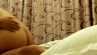 I met beautiful yuan jingjing in chengdu qingyang district