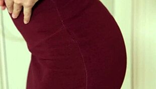 sicilia delivers the hottest good-morning footjob you’ll ever witness