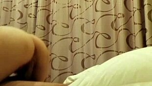 I met beautiful yuan jingjing in chengdu qingyang district