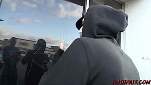 ميليف أدريانا جوعانة للزب تحصل على ما تحتاجه