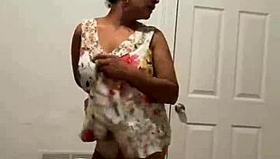 anna maria teases fans with big tits backstage