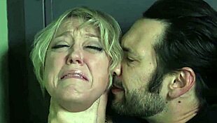 solo beauty indulges in softcore play for fun