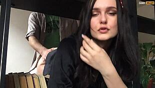 Meia Irmã Stuck and Got Her Pussy Creampied Hard