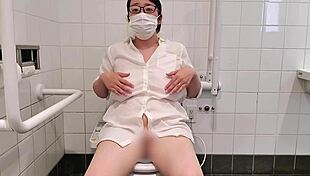 【Onanie・Jidori】Shigoto Kaeri Ni Toire De Onanie Suru Hitozuma