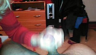 Amateur Handjob Leads to Explosive Cum in Raw Action