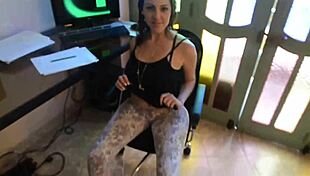 eva masturbates alone on her computer