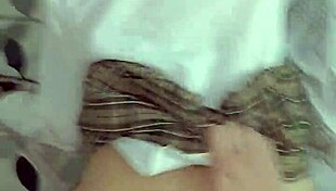 Cojiendome a la Colegiala Puta de Sobrinita Después del Cole