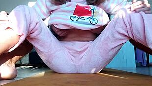 Check it, real homemade masturbating wet pussy and boobs 😍