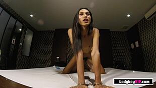 хочешь посмотреть, как эта худенькая азиатская ледибой трахается в POV?