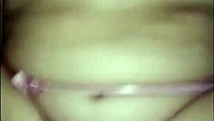 Roomie Me Despierta a Media Noche Para Cojer