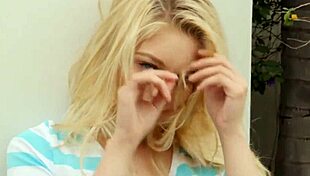 teen pornstar gets rough fuck for cum 😋