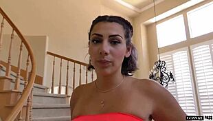 Valentina jewels, does mike hunt's fat cock feel amazing inside?