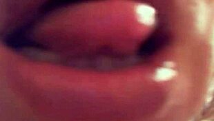 webcam 105 amateur masturbation close up 😊