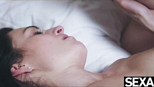 Snowed-in lovers heat up with horny riding