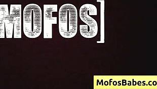 petite lulu chu sucks