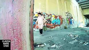 I use street wall for hard fucking, cumming on chubby pussy