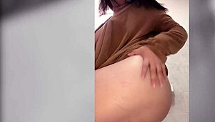 I'm a sexy latina with big tits and vagina in the shower