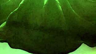 girl uses toys to put on a pussy show