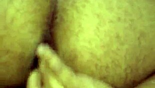 Gay Guy Fingering His Ass!