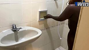 Curvy Cousin In The Bath