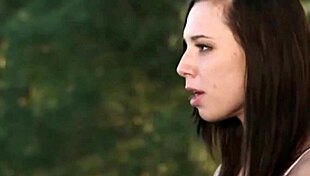 Tango sensual performance heats up with vuelvo hot moves.