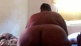 Big booty Miami bus driver rides my dick.