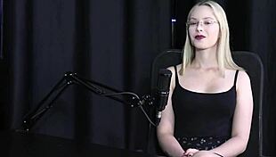 Vivian Lola Büyük Sik Gangbang'den Acı Çekiyor