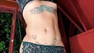 Ts Angelique Monroe in Halloween scream slideshow with heels and lingerie. 😱👻