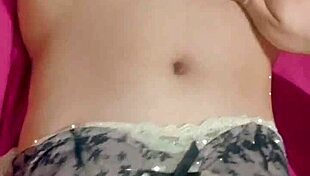 Mujer Trans Se Toca Hasta Eyacualar With Crossdressing Latina