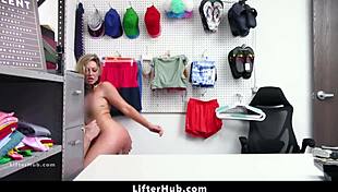 Officer Found a Clever Way for Shoplifter Teen to Avoid Trouble at Lifterhub.