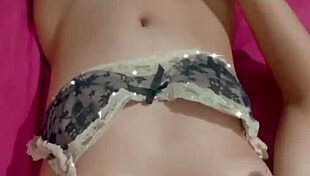 Mujer Trans Se Toca Hasta Eyacualar With Crossdressing Latina