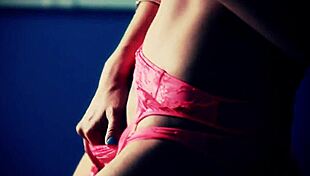 i britney amber masturbate by the blue wall