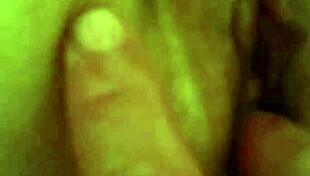 Asian Amateur Cums From Pussy Fingering