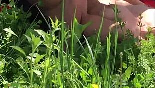 Outdoor sex affair revealed: Young secretary cheats with boss