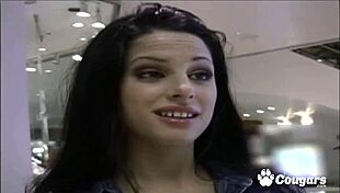 Does Lola Banks Spread Legs For Hard Dick?