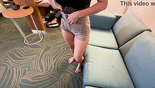 Se denne spanske stedmor lader mig bruge hendes fisse og cumme på hendes patter Fernanda Alvarez knepper ung fyr