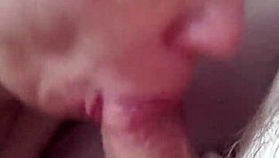 wow, too much cum for her to swallow 😍