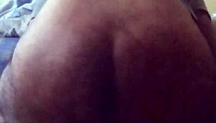 En 4 Patas Esta Culona Saca Unas Nalgas