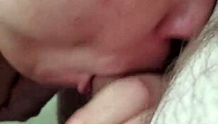 wow, too much cum for her to swallow 😍