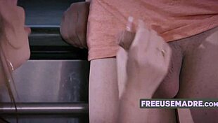 Üvey Ebeveynler Lolly ve Suki Öğretirken Serbest Kullanılıyor Yabani Oturumda