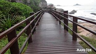 On the beach, I couldn't resist the urge and masturbated right there, full video by Rubens Badaró.