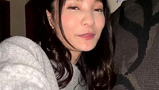 smart asian babe climaxes hard in doggy, cum everywhere 😩💦