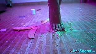 Hey, this cake tastes amazing after sex! 😋