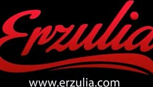 teen blonde use to play on her bedroom