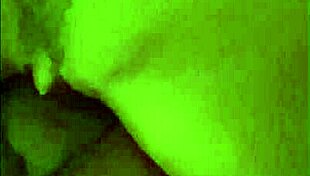 Greluda Maravilhosa Dripping Wet and Horny for Wild Clit Play